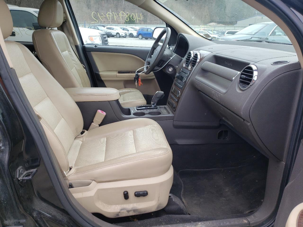 Photo 5 from auction – 2008 FORD TAURUS X E with VIN 1FMDK08W38GA35649