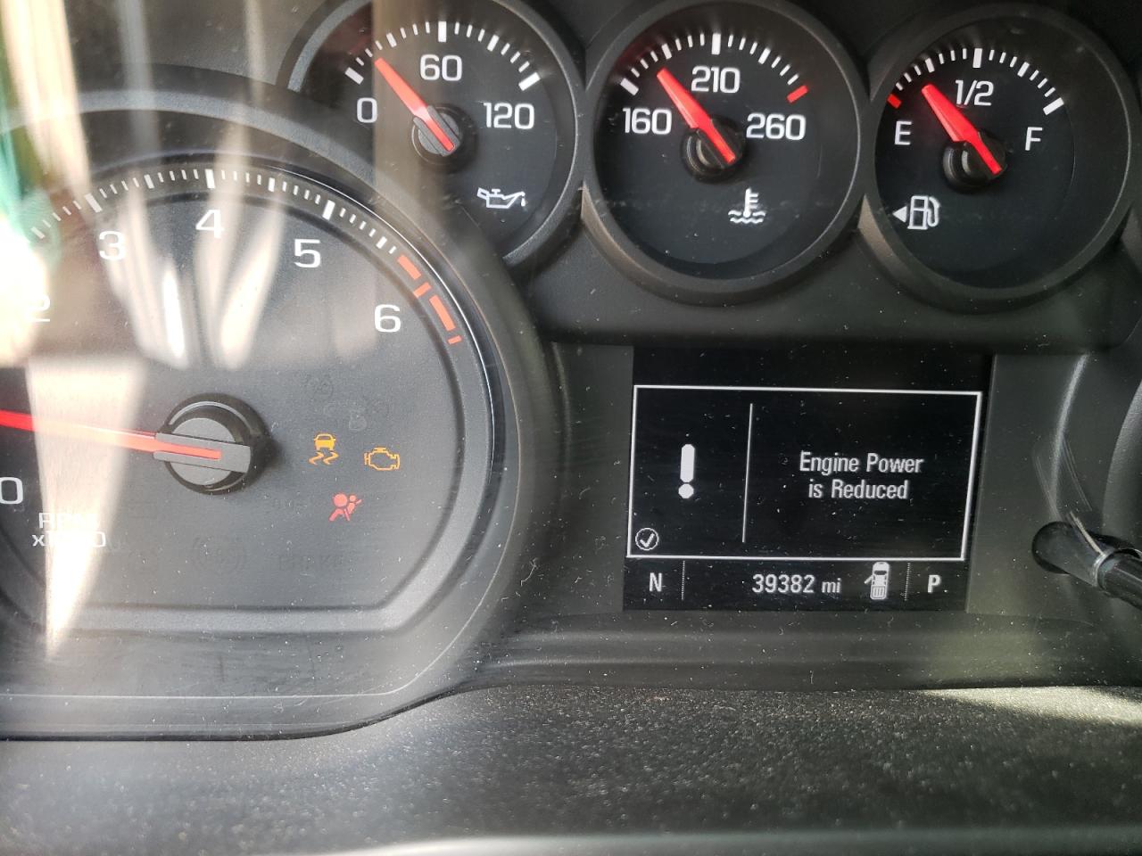 Photo 8 from auction – 2019 CHEVROLET SILVERADO with VIN 1GCRWBEF7KZ207708