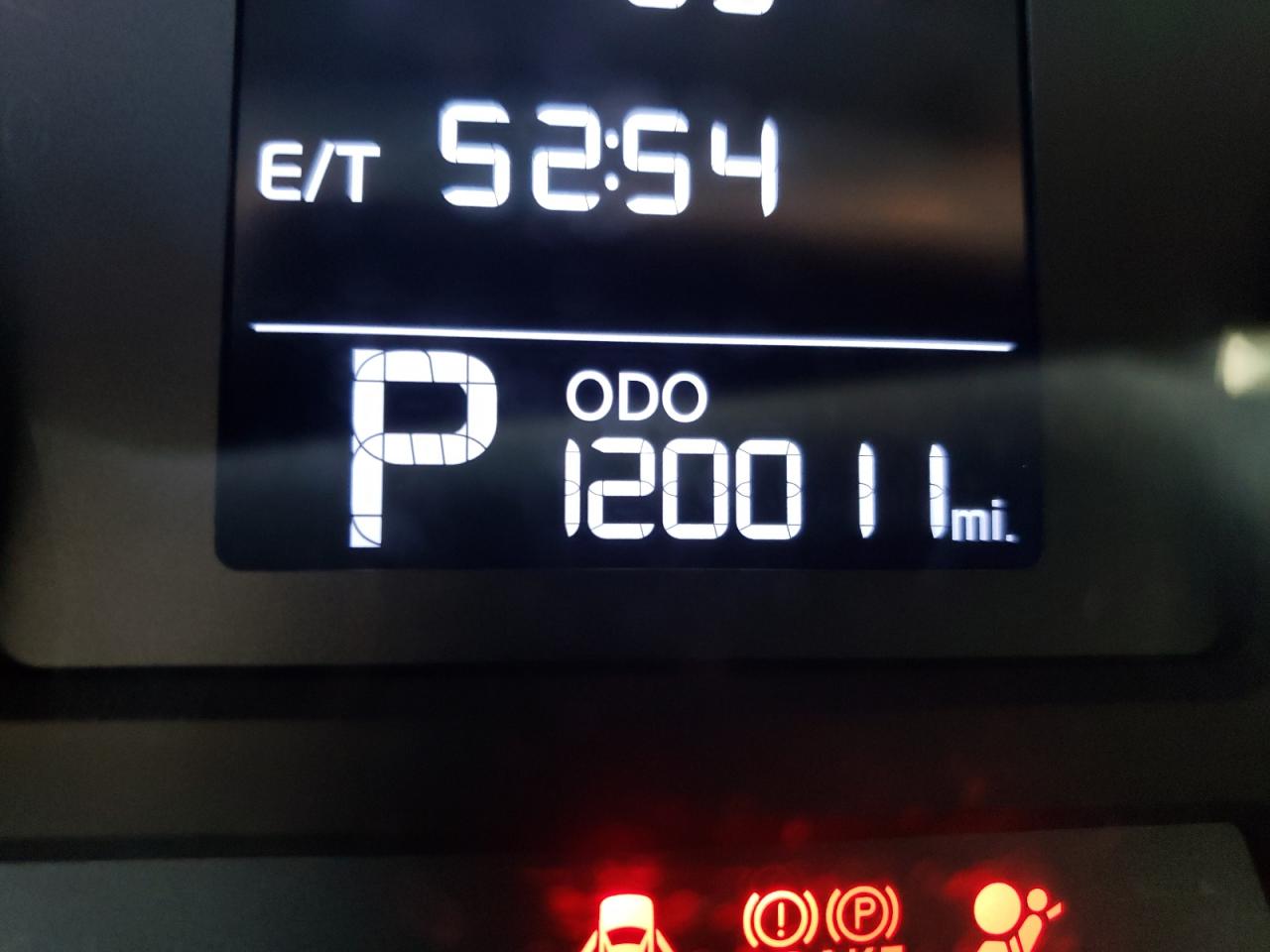 Photo 8 from auction – 2014 KIA FORTE LX with VIN KNAFX4A63E5188245