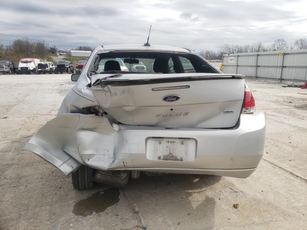 Photo 9 from auction – 2008 FORD FOCUS SE with VIN 1FAHP35N78W228810