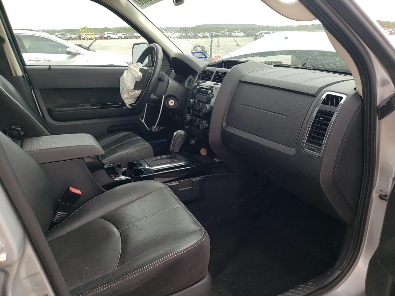 Photo 5 from auction – 2009 MAZDA TRIBUTE S with VIN 4F2CZ06G49KM00264