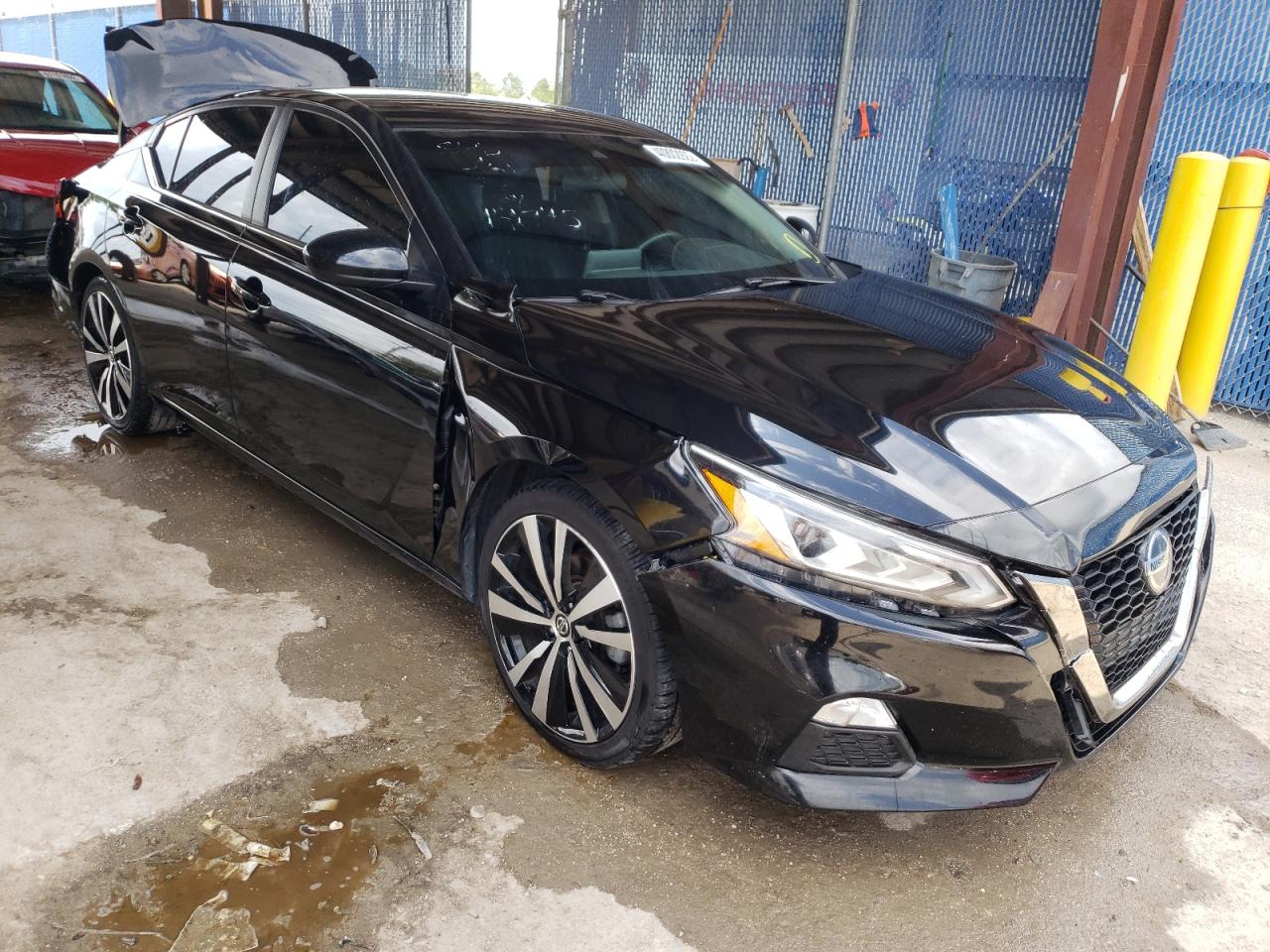 NISSAN ALTIMA SR 2019 with VIN 1N4BL4CVXKC141745 - Photo from auction
