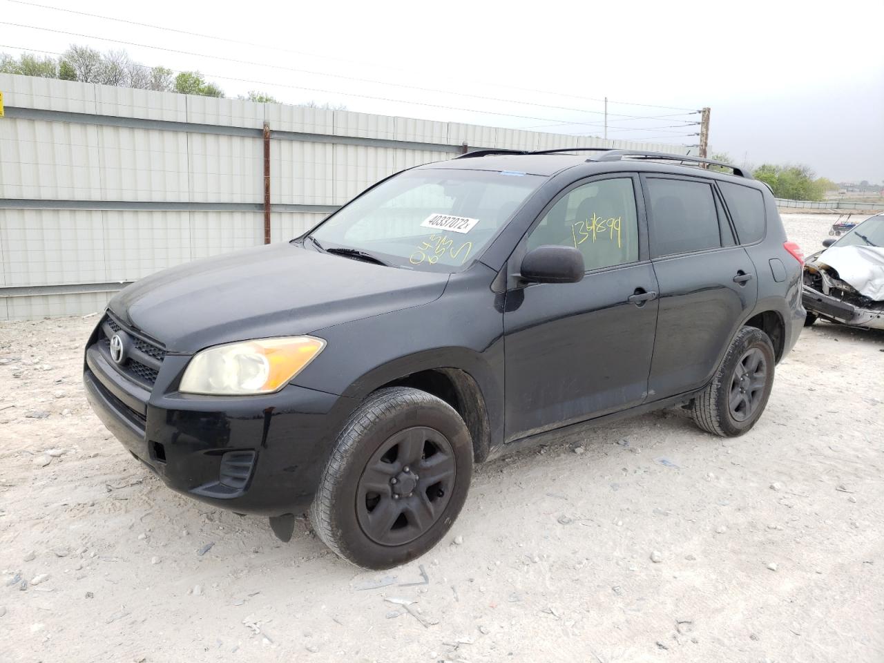Photo 2 from auction – 2012 TOYOTA RAV4 with VIN JTMBF4DV7CD043655