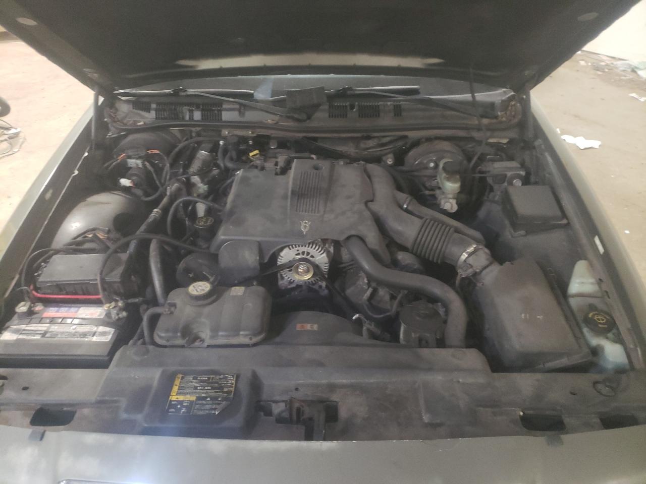 Photo 7 from auction – 2003 MERCURY MARQUIS with VIN 2MEFM74W83X627779