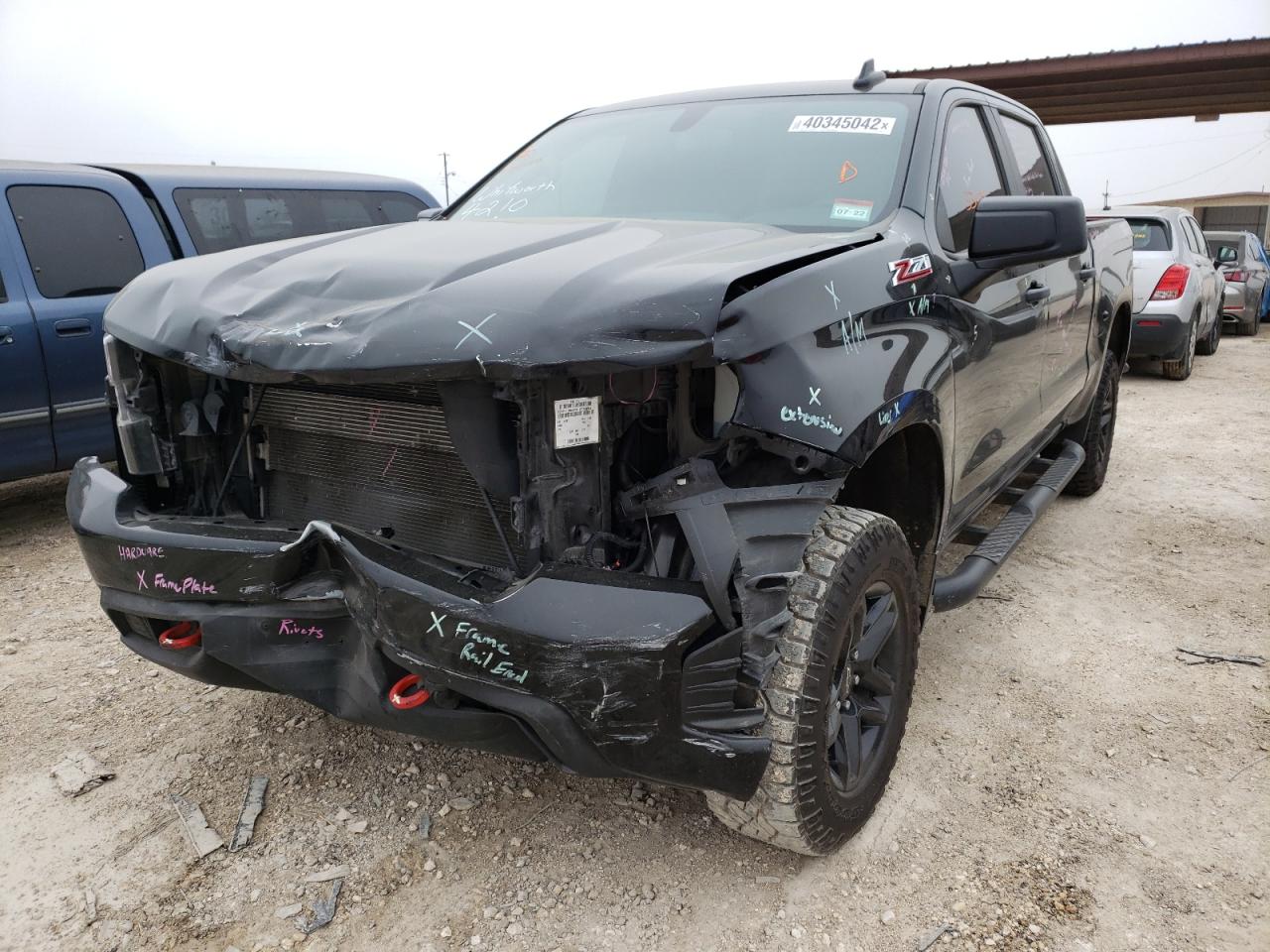 Photo 2 from auction – 2020 CHEVROLET SILVERADO with VIN 3GCPYCEF4LG436677