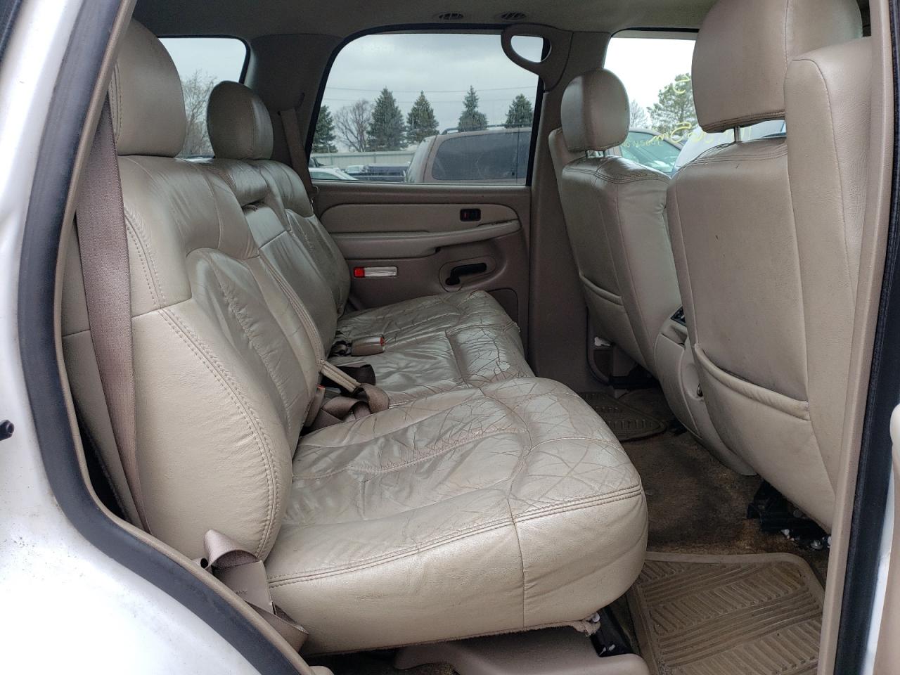 Photo 6 from auction – 2002 CHEVROLET TAHOE K150 with VIN 1GNEK13Z82R166322