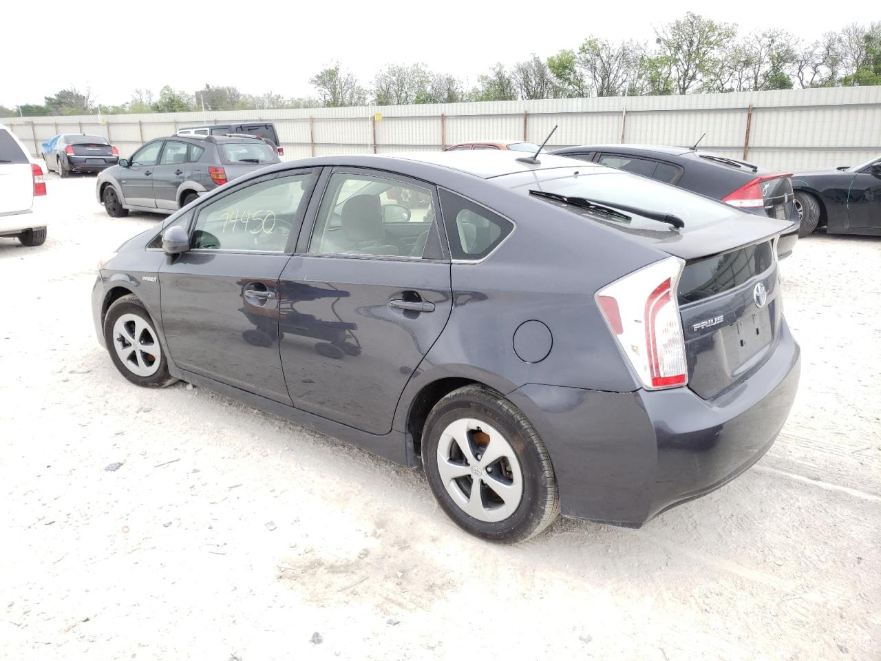 Photo 3 from auction – 2015 TOYOTA PRIUS with VIN JTDKN3DUXF1904725