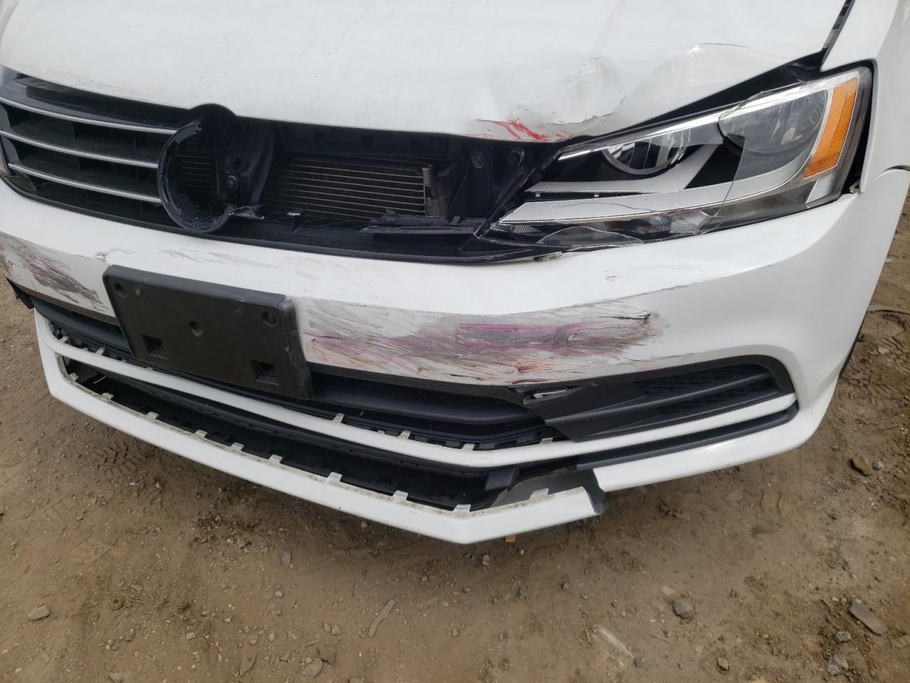Photo 9 from auction – 2016 VOLKSWAGEN JETTA S with VIN 3VW267AJ4GM216204