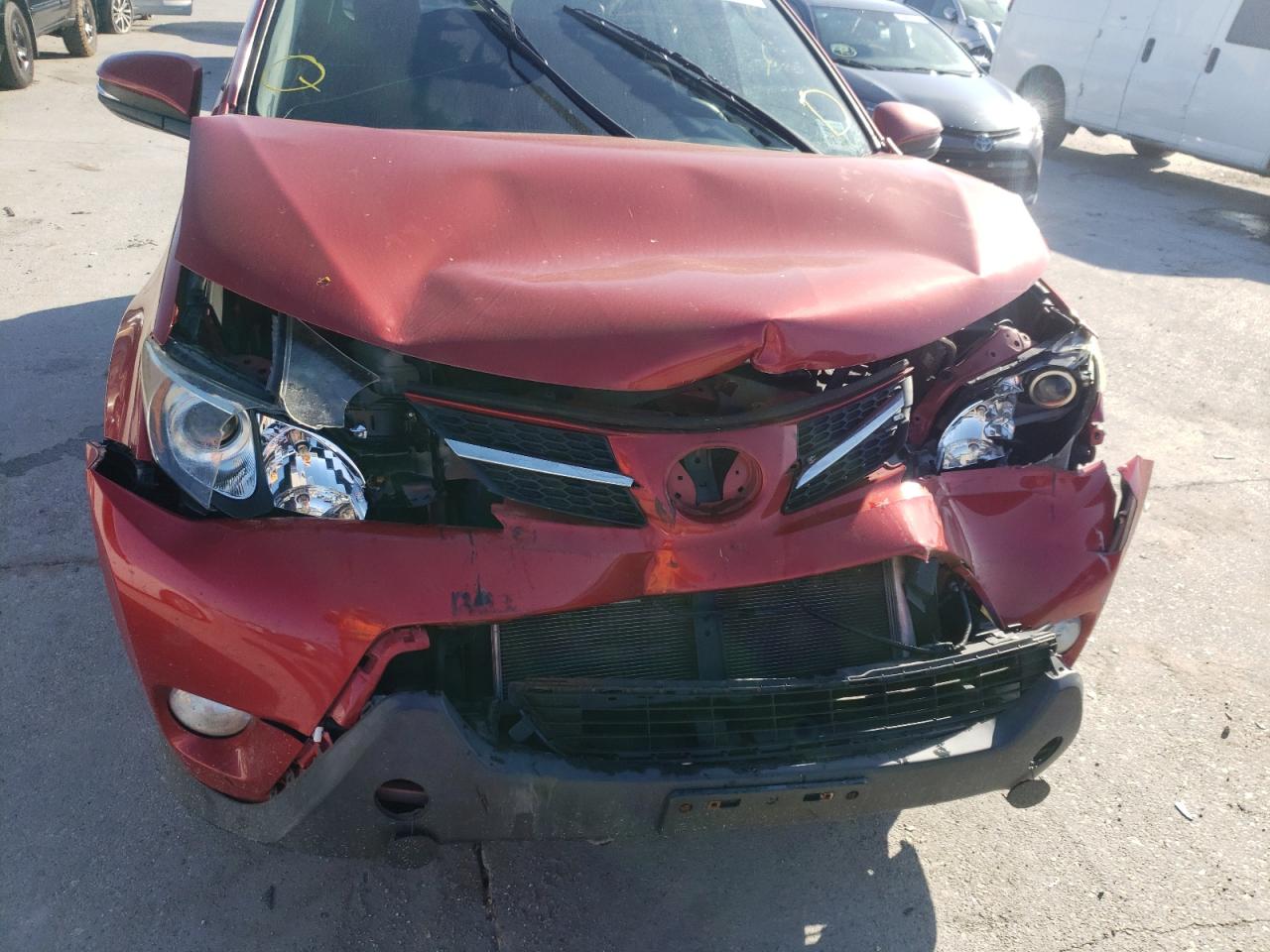 Photo 9 from auction – 2014 TOYOTA RAV4 XLE with VIN JTMWFREV3ED029039