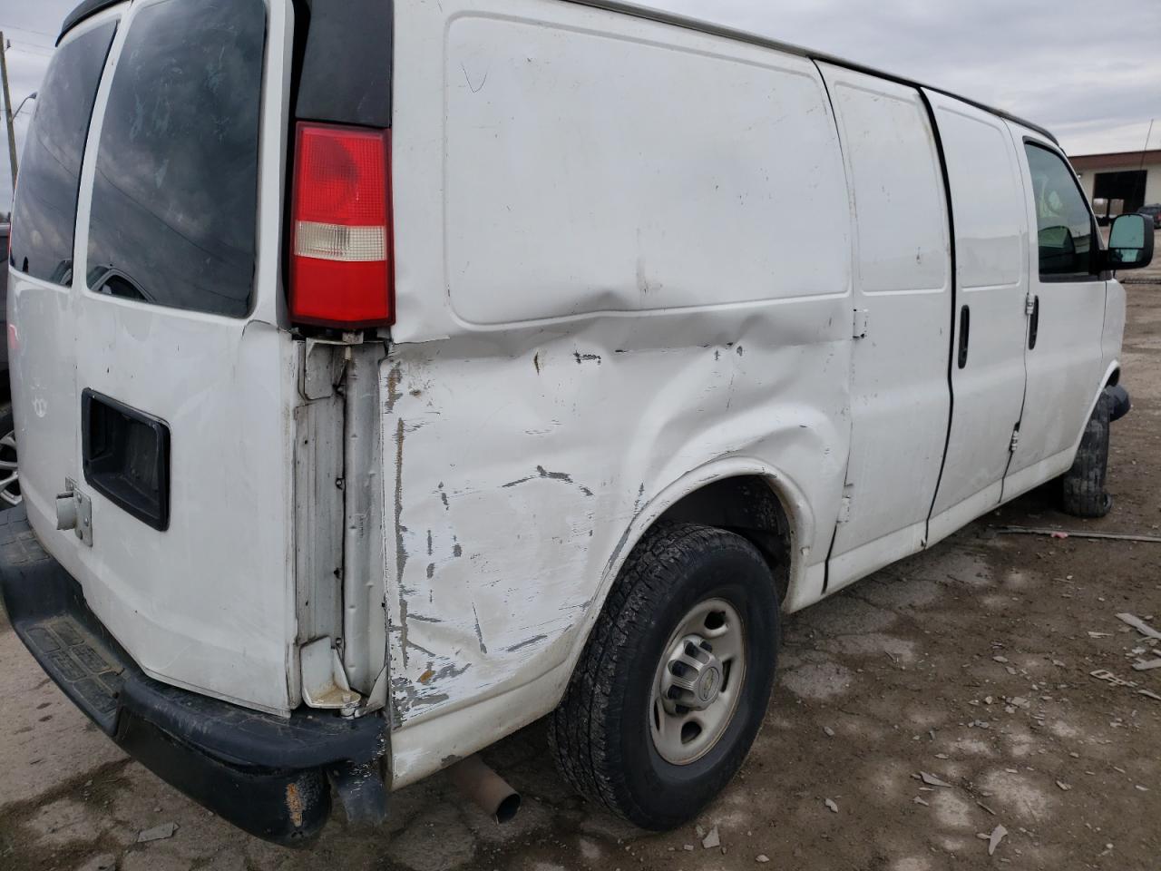 Photo 9 from auction – 2011 CHEVROLET EXPRESS G2 with VIN 1GCWGFCA4B1115145