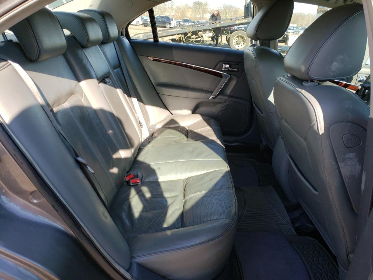 Photo 6 from auction – 2010 LINCOLN MKZ with VIN 3LNHL2GC4AR603357