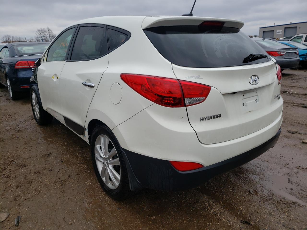 Photo 3 from auction – 2012 HYUNDAI TUCSON GLS with VIN KM8JUCAC4CU454263