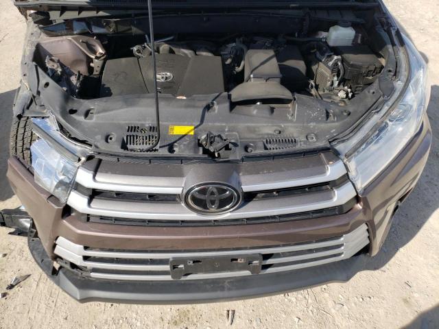Photo 7 from auction – 2018 TOYOTA HIGHLANDER with VIN 5TDJZRFH6JS489563