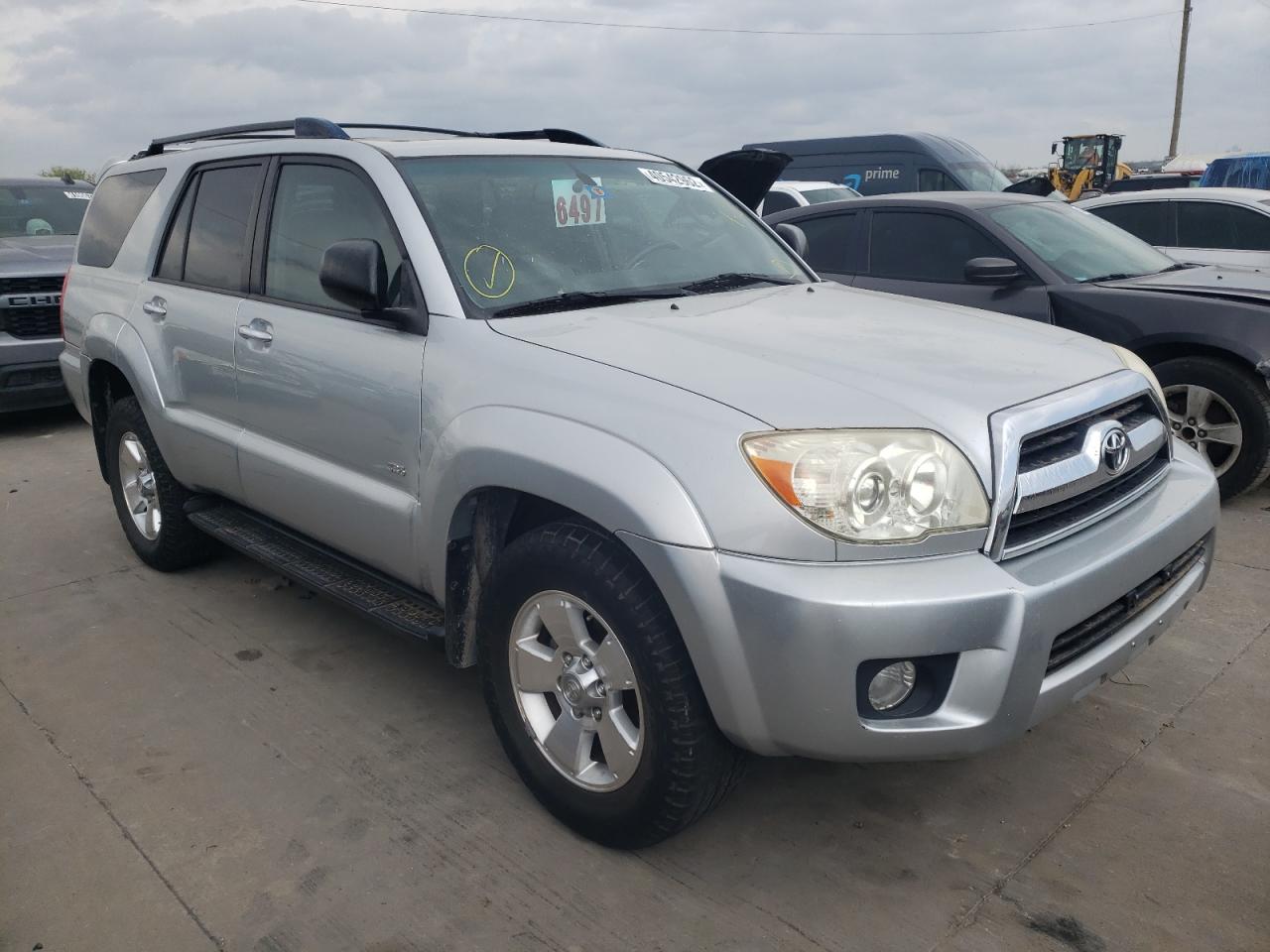 TOYOTA 4RUNNER SR 2008 with VIN JTEZU14R280101834 - Photo from auction