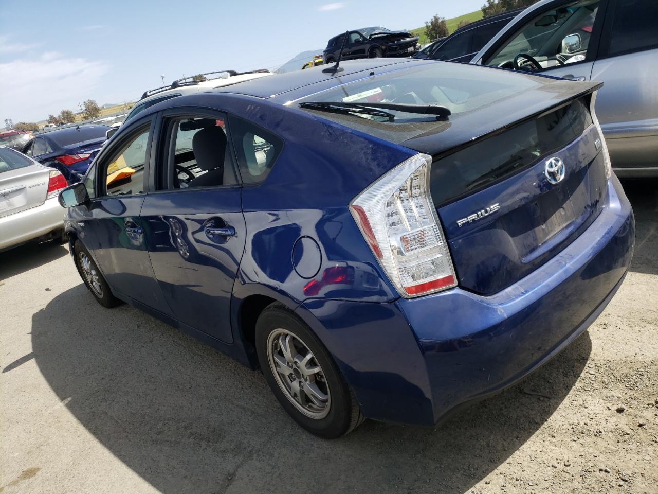 Photo 3 from auction – 2010 TOYOTA PRIUS with VIN JTDKN3DU4A1135664
