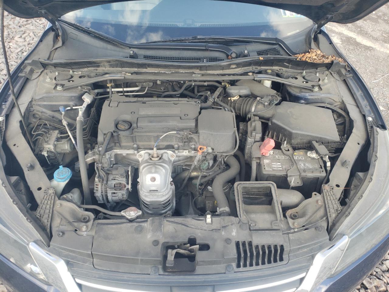 Photo 7 from auction – 2015 HONDA ACCORD EXL with VIN 1HGCR2F85FA203577