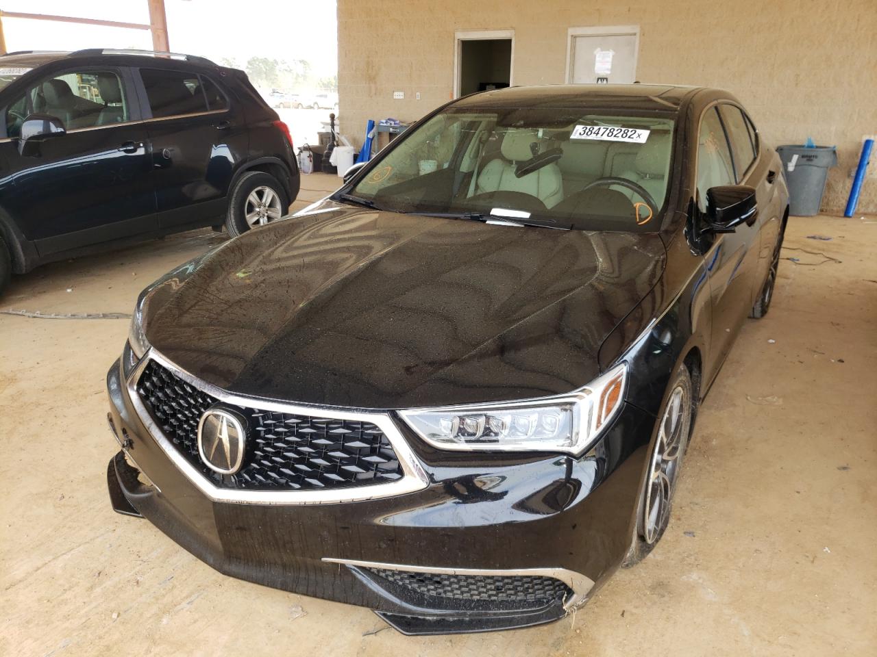 Photo 2 from auction – 2020 ACURA TLX with VIN 19UUB2F39LA000586