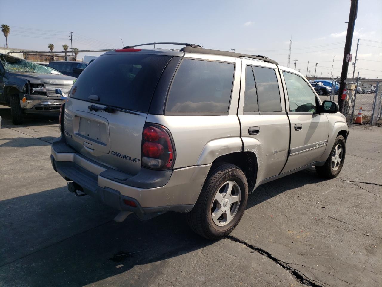Photo 4 from auction – 2002 CHEVROLET TRAILBLAZE with VIN 1GNDT13S722112496