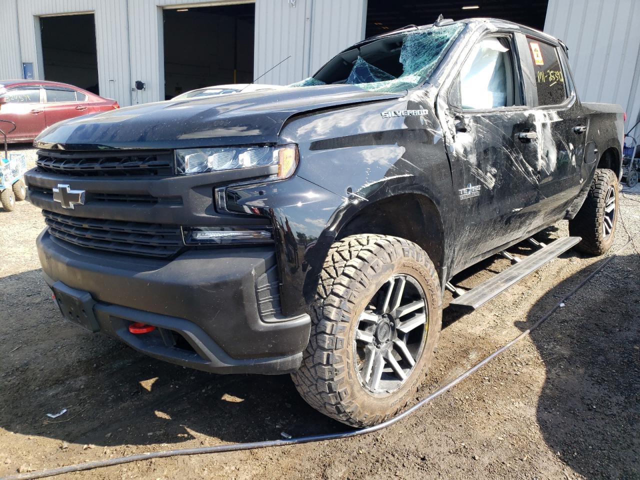 Photo 2 from auction – 2020 CHEVROLET SILVERADO with VIN 3GCPWCED6LG215845
