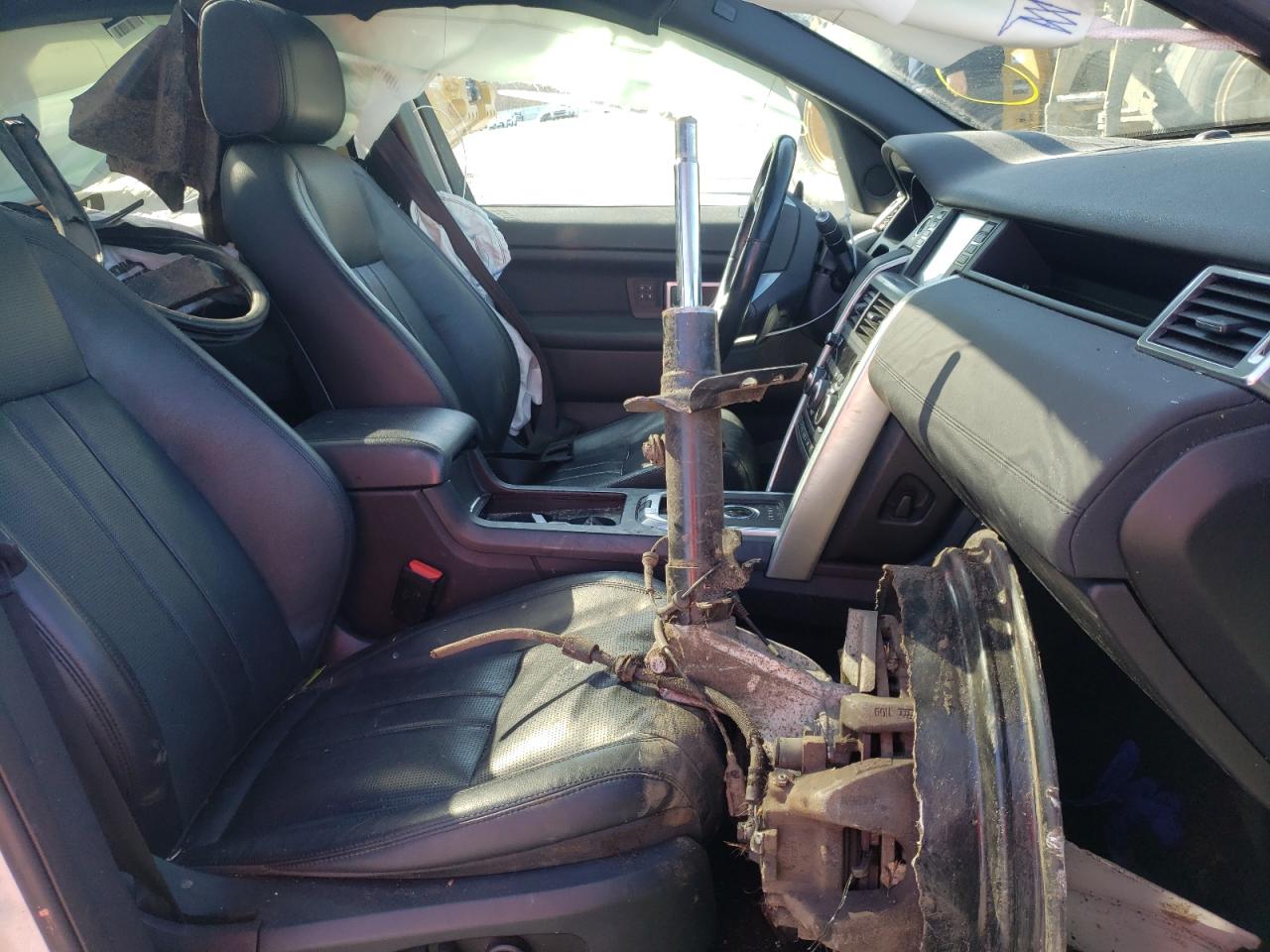 Photo 5 from auction – 2016 LAND ROVER DISCOVERY with VIN SALCR2BG4GH618998