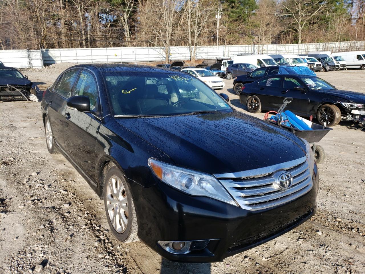 TOYOTA AVALON BAS 2011 with VIN 4T1BK3DB0BU437231 - Photo from auction
