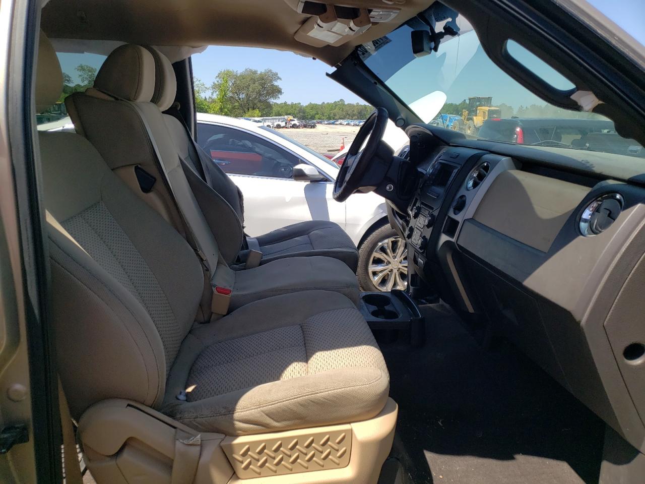 Photo 5 from auction – 2013 FORD F150 SUPER with VIN 1FTFW1CF6DFD27732