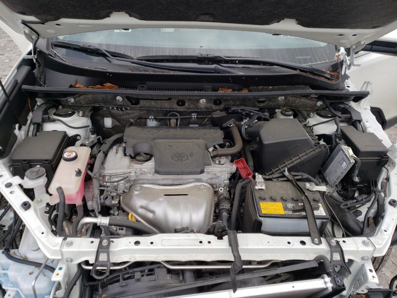 Photo 7 from auction – 2018 TOYOTA RAV4 LIMIT with VIN JTMDFREV8JD237435