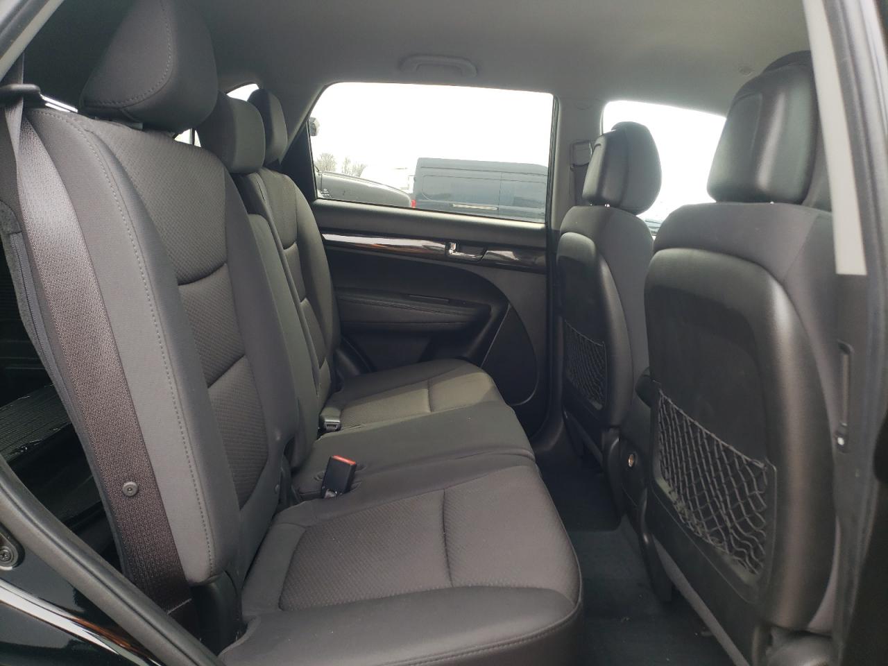 Photo 6 from auction – 2011 KIA SORENTO BA with VIN 5XYKT3A1XBG168959
