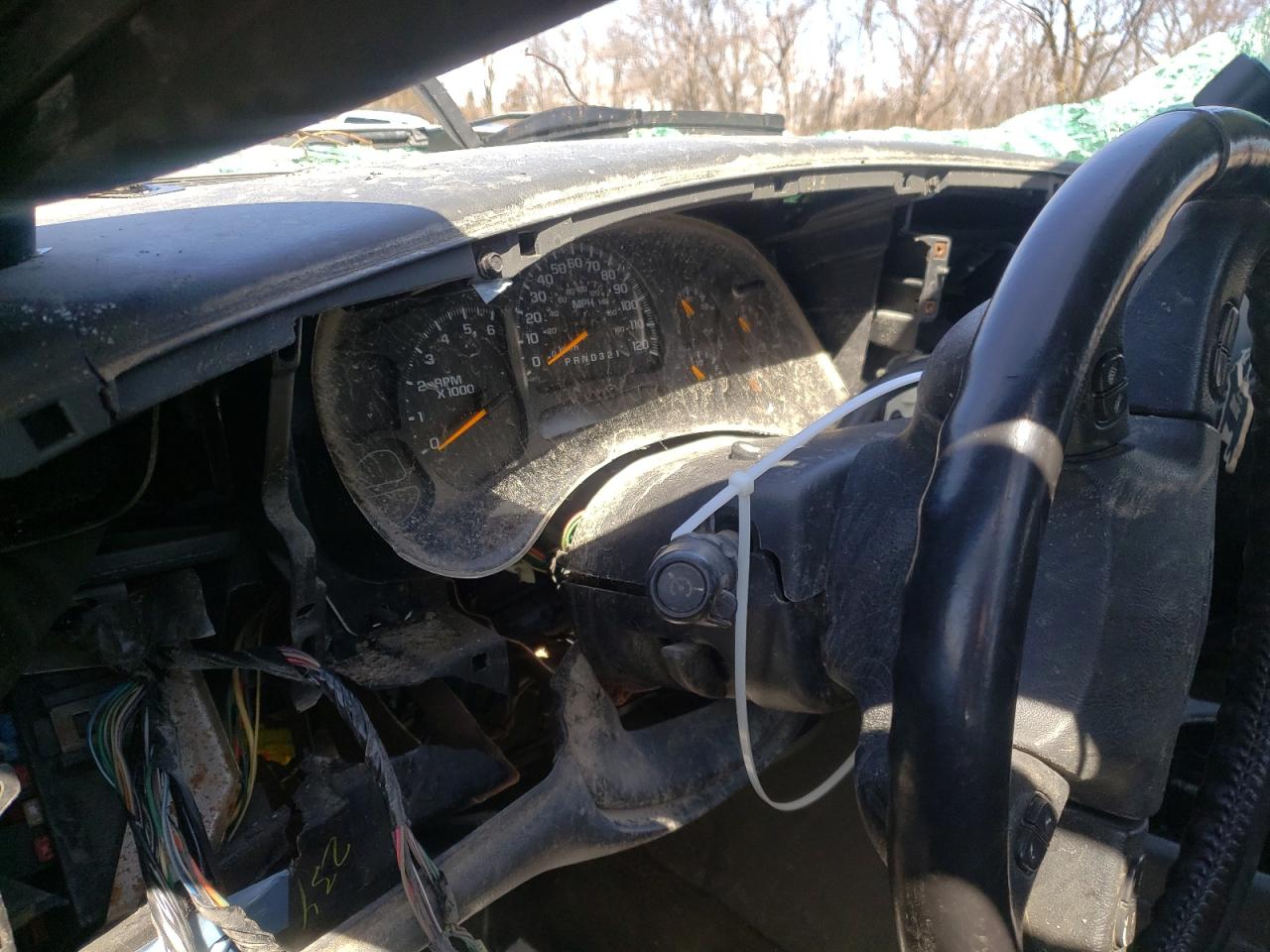 Photo 8 from auction – 2006 CHEVROLET SILVERADO with VIN 2GCEK13Z561357784