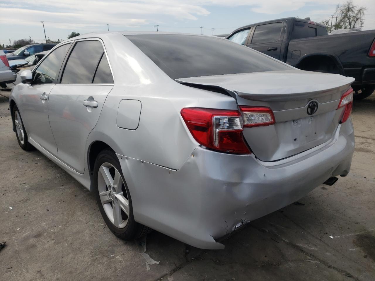 Photo 3 from auction – 2014 TOYOTA CAMRY L with VIN 4T1BF1FKXEU360782