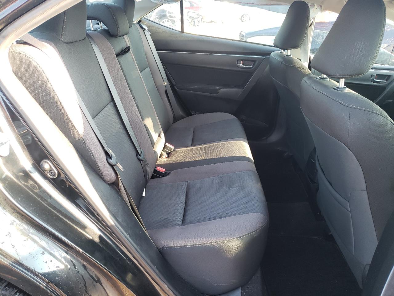 صورة رقم 6 من المزاد - 2017 TOYOTA COROLLA مع VIN 2T1BURHE3HC921115