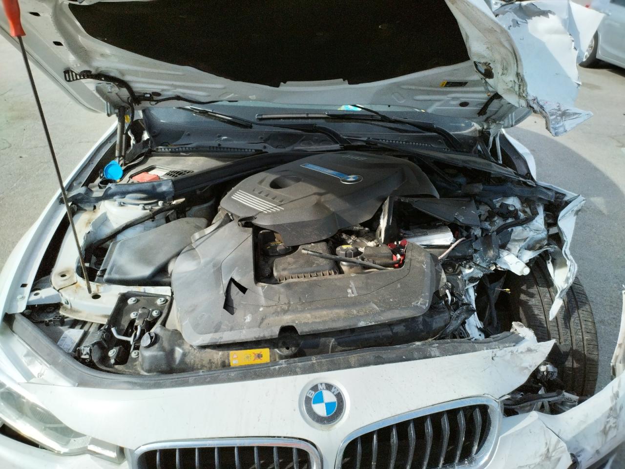 Photo 7 from auction – 2017 BMW 330E with VIN WBA8E1C30HA030098