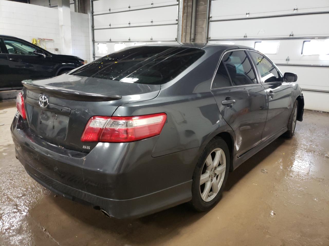 Photo 4 from auction – 2007 TOYOTA CAMRY LE with VIN 4T1BK46K87U554033