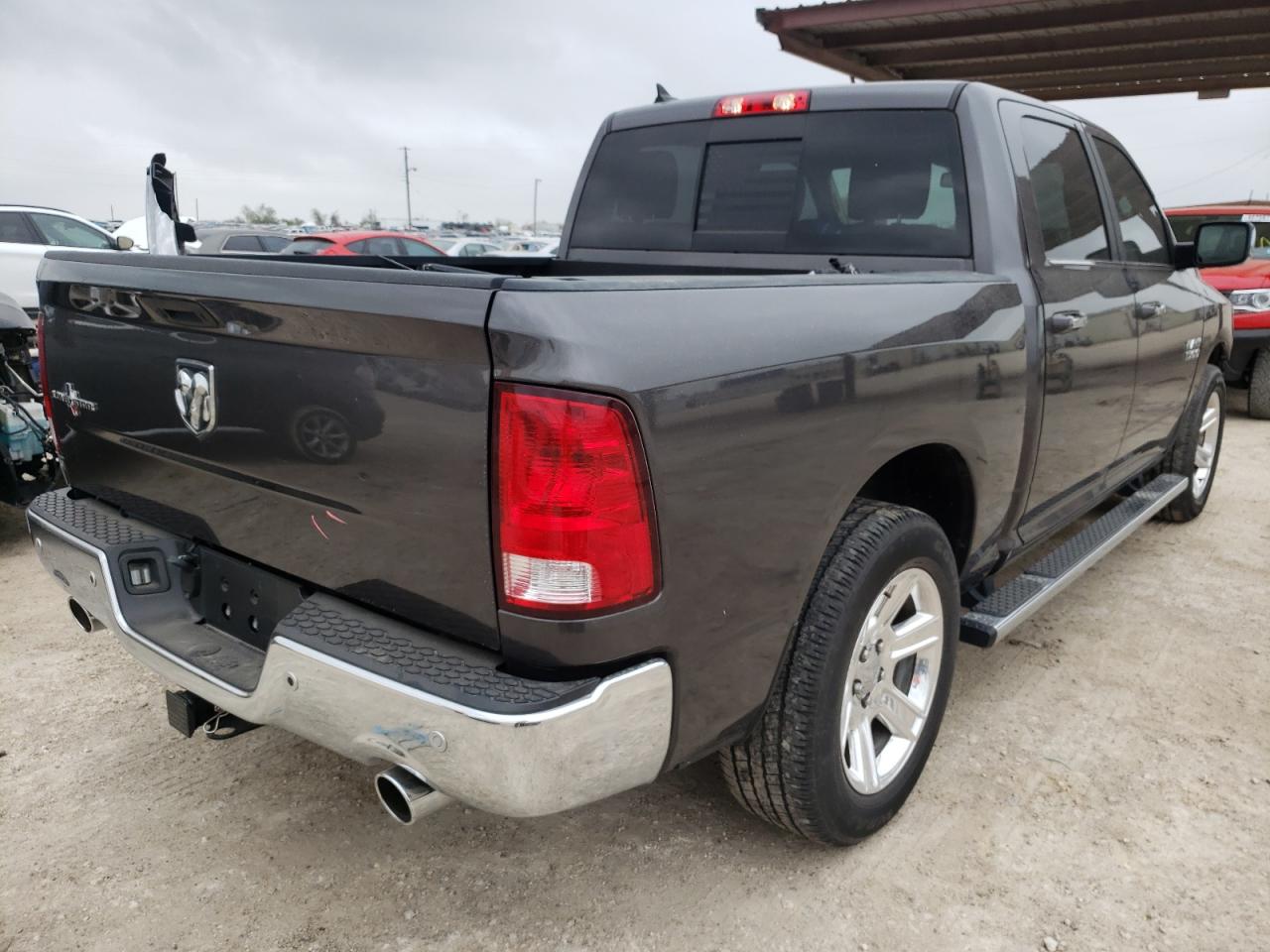 Photo 4 from auction – 2018 RAM 1500 SLT with VIN 1C6RR6LT1JS239396