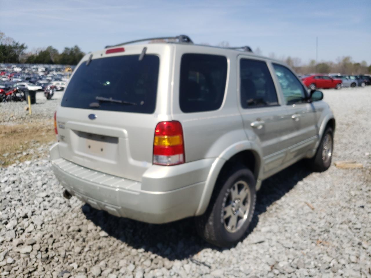 Photo 4 from auction – 2005 FORD ESCAPE LIM with VIN 1FMCU04125KA82955