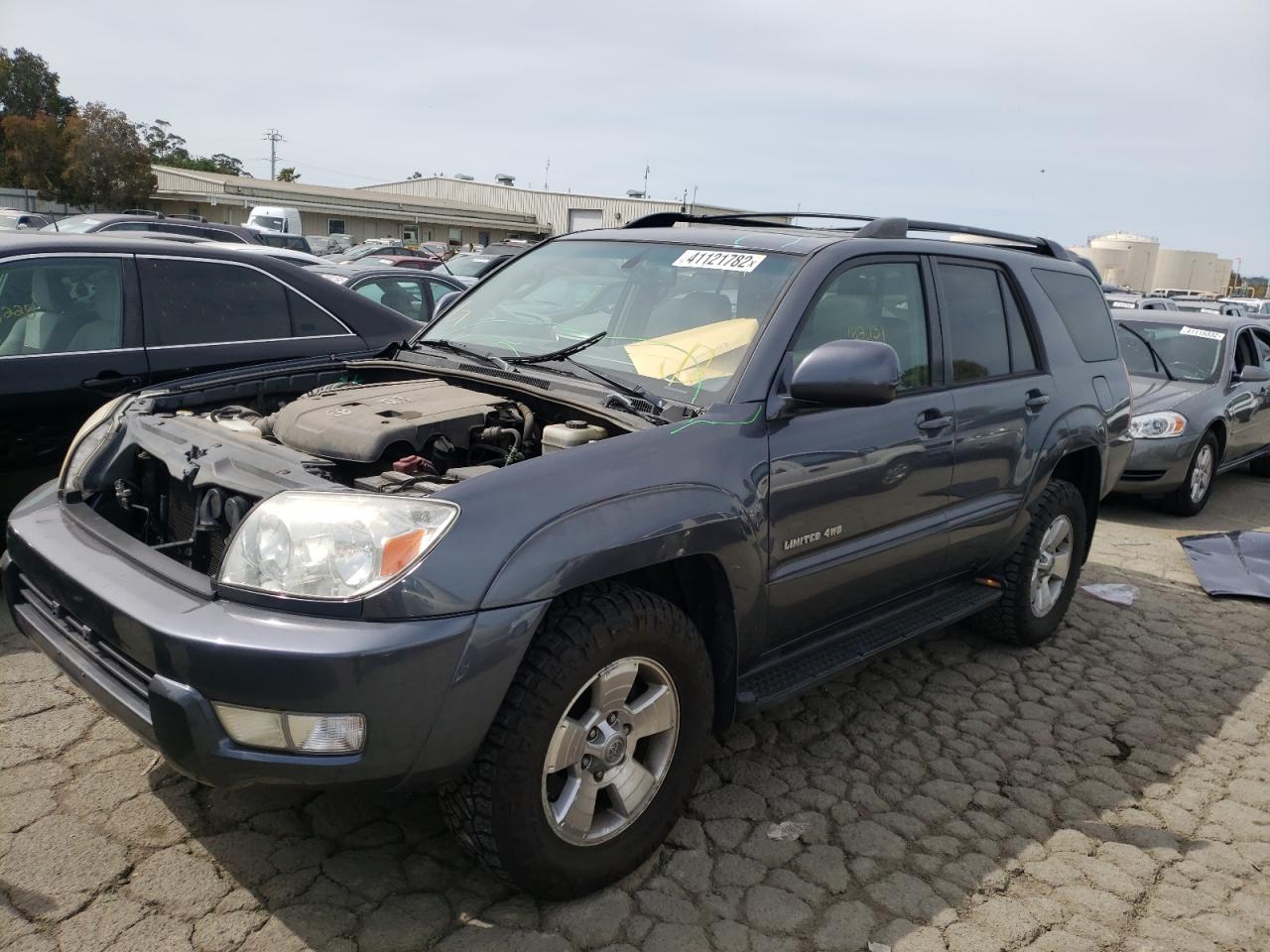 Photo 2 from auction – 2005 TOYOTA 4RUNNER LI with VIN JTEBU17R450073852