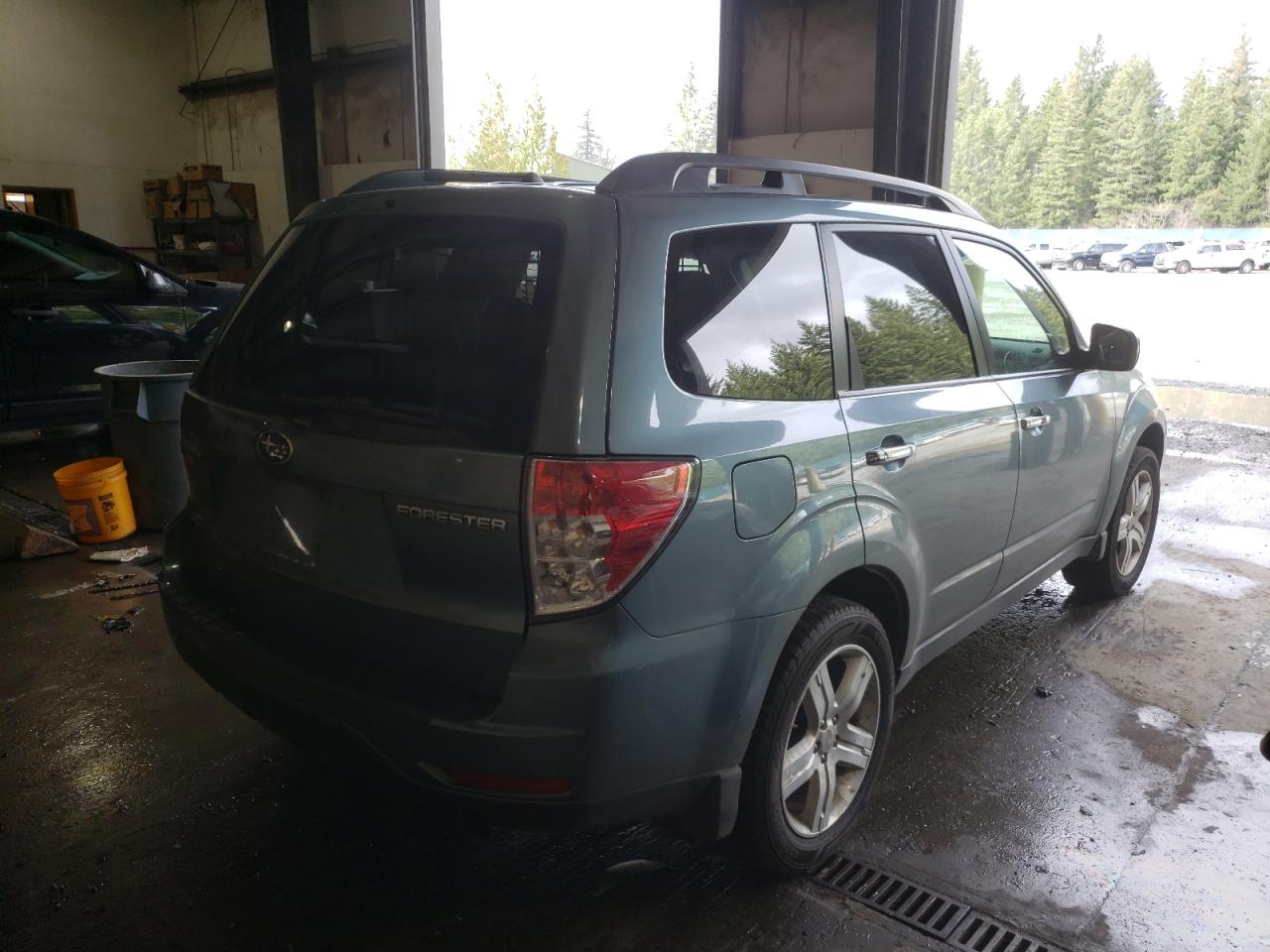 Photo 4 from auction – 2009 SUBARU FORESTER 2 with VIN JF2SH64699H775593