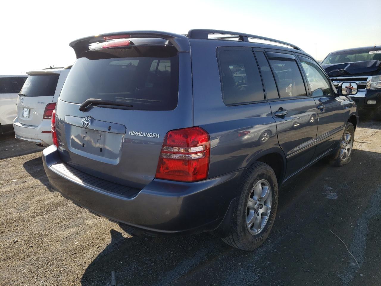 Photo 4 from auction – 2001 TOYOTA HIGHLANDER with VIN JTEHF21A310005873