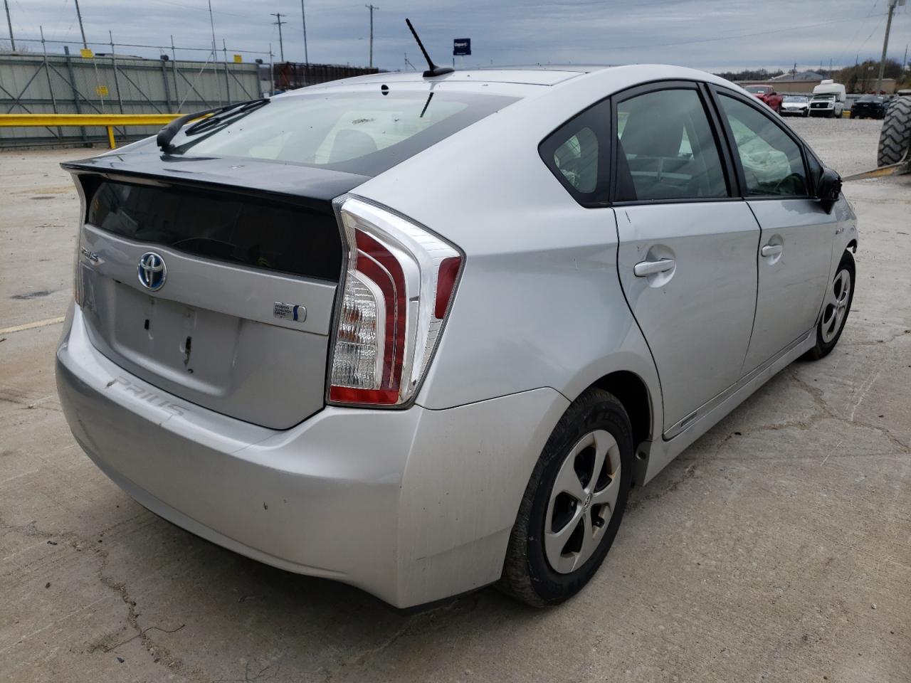 Zdjęcie 4 z aukcji – 2012 TOYOTA PRIUS z VIN JTDKN3DU1C5380580