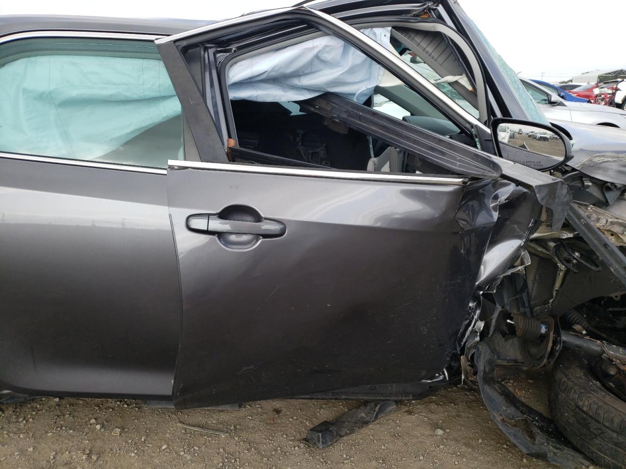 Photo 5 from auction – 2014 TOYOTA CAMRY L with VIN 4T4BF1FK7ER396614