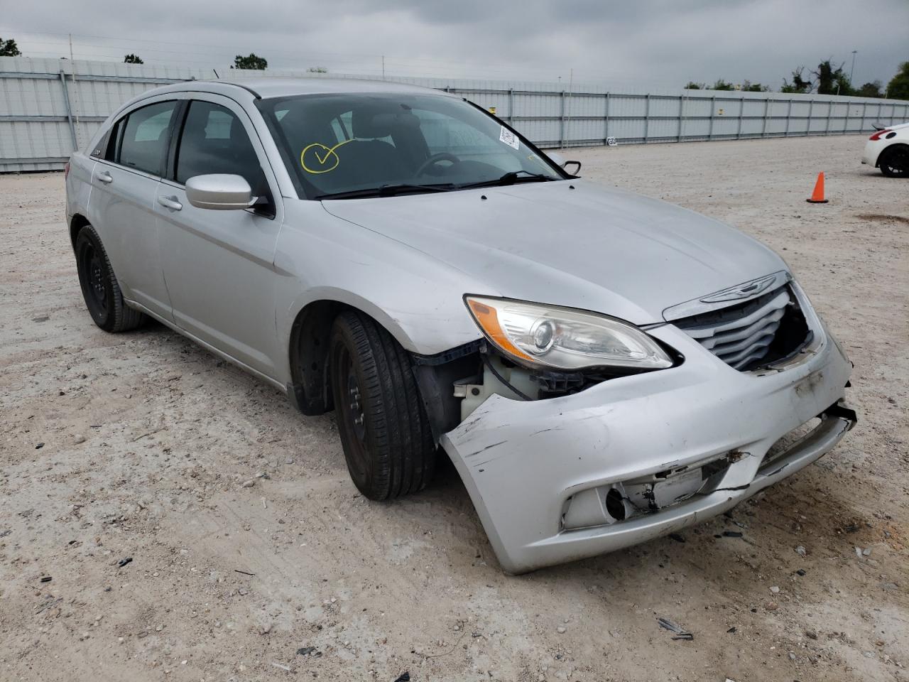 CHRYSLER 200 LX 2012 with VIN 1C3CCBABXCN222962 - Photo from auction