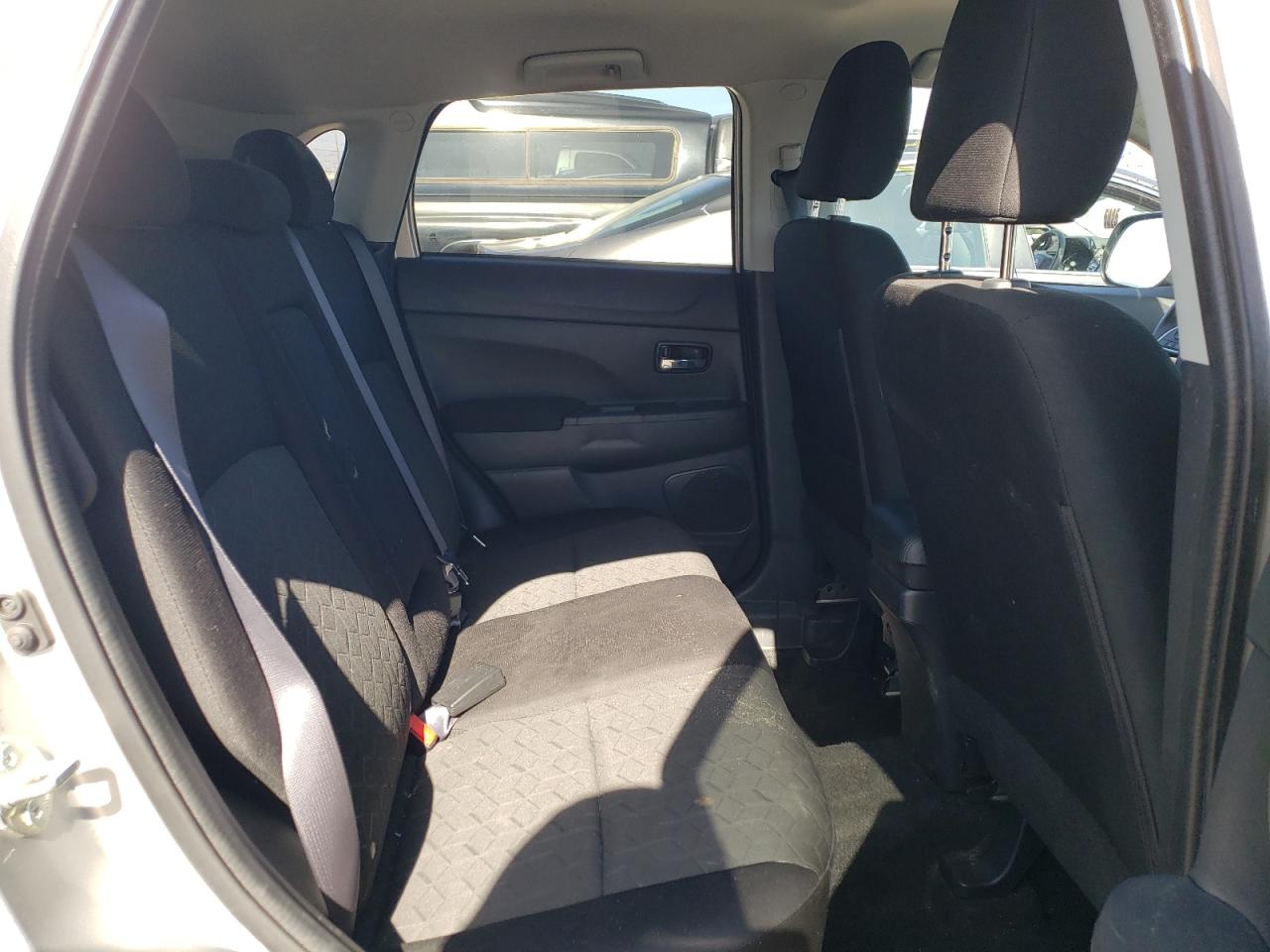 Photo 6 from auction – 2020 MITSUBISHI OUTLANDER with VIN JA4AR3AU2LU023624