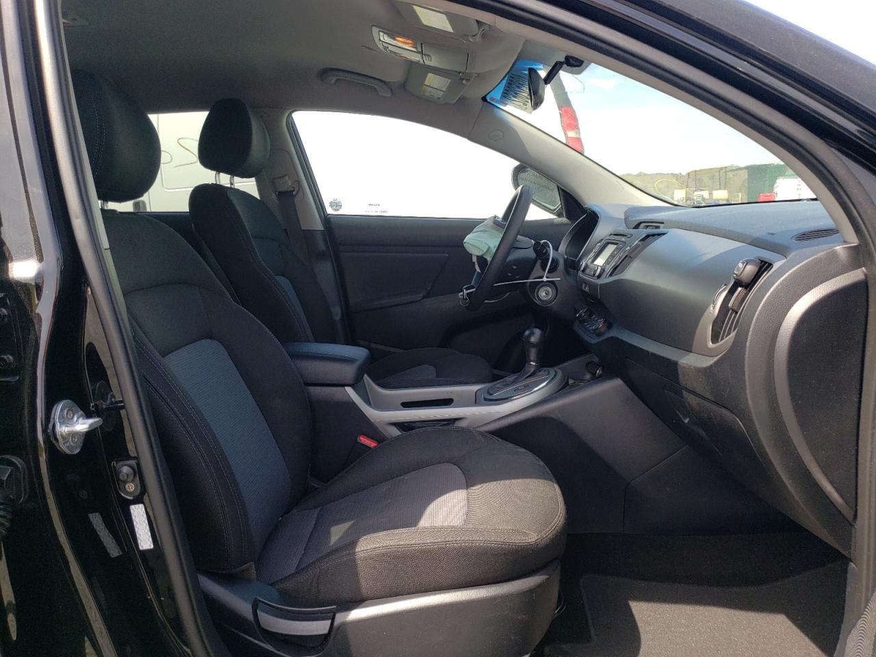 Photo 5 from auction – 2015 KIA SPORTAGE L with VIN KNDPBCAC1F7777600