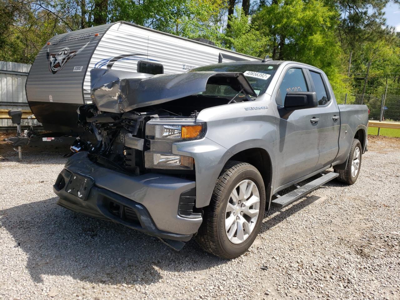 Photo 2 from auction – 2019 CHEVROLET SILVERADO with VIN 1GCRWBEF7KZ207708