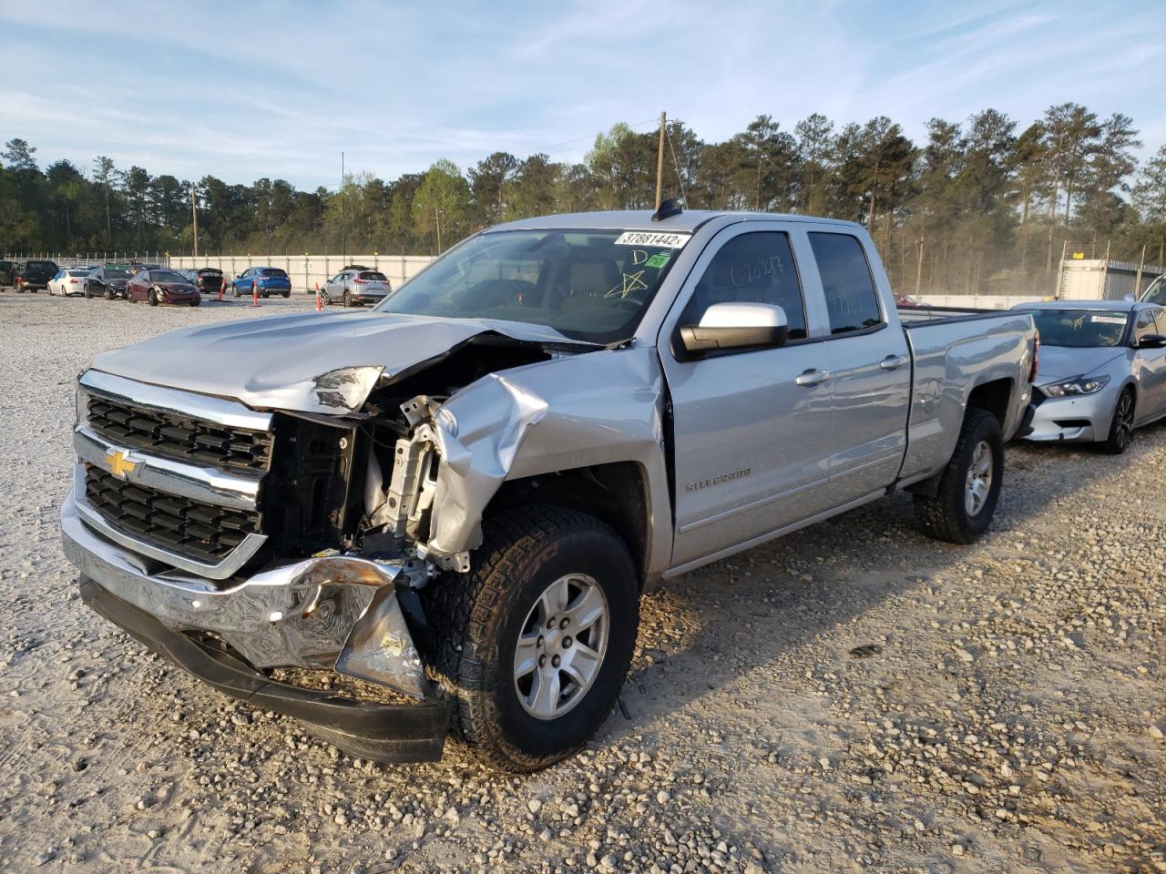 Photo 2 from auction – 2018 CHEVROLET SILVERADO with VIN 1GCRCREC8JZ140008