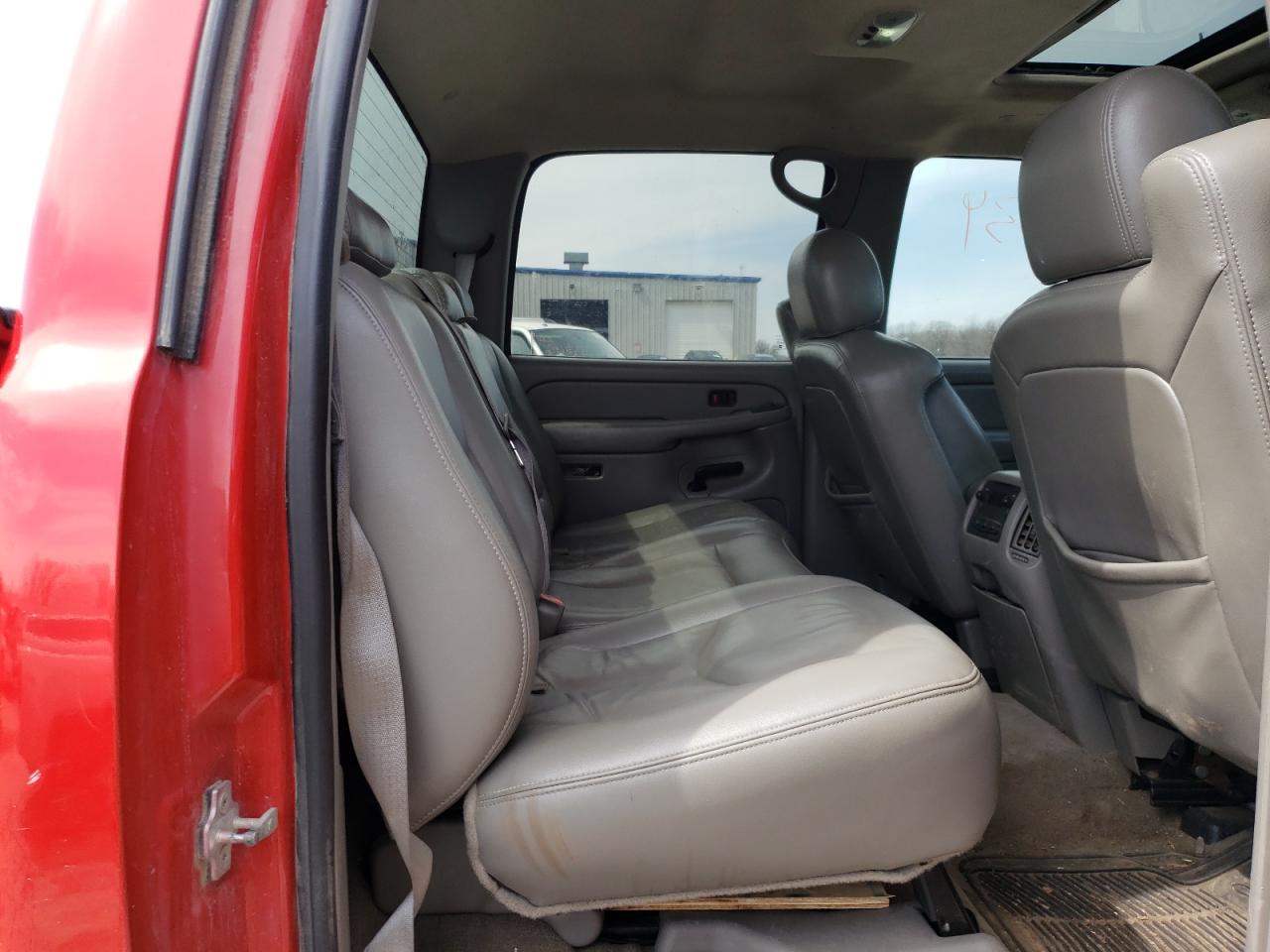 Photo 6 from auction – 2005 CHEVROLET SILVERADO with VIN 2GCEK13T651266839