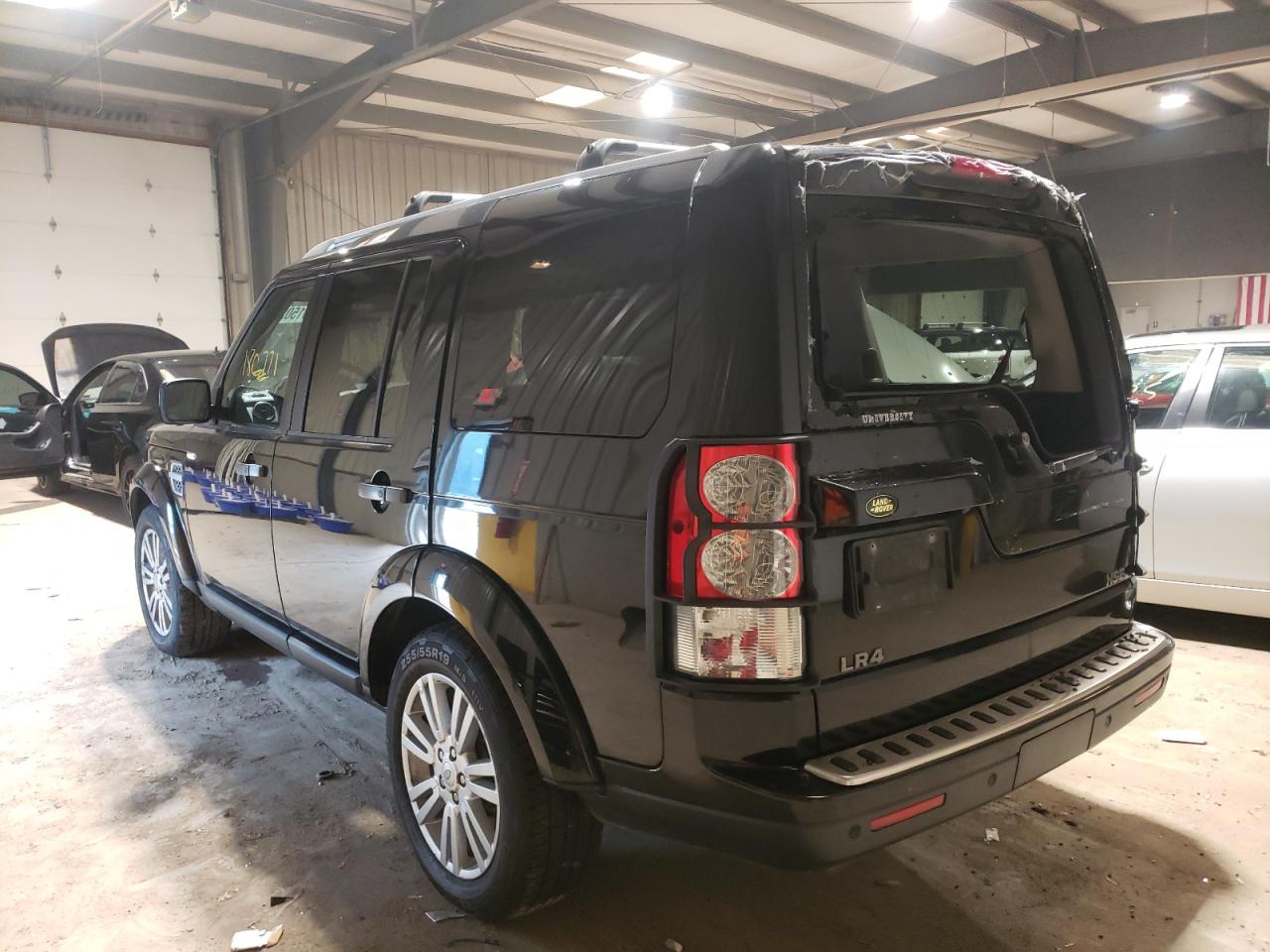 Photo 3 from auction – 2010 LAND ROVER LR4 HSE LU with VIN SALAK2D41AA528514