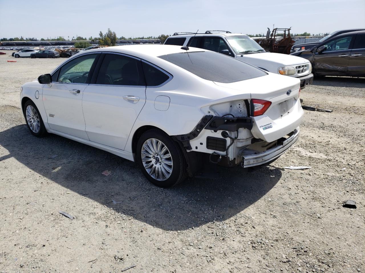 Photo 3 from auction – 2016 FORD FUSION SE with VIN 3FA6P0PU3GR229688