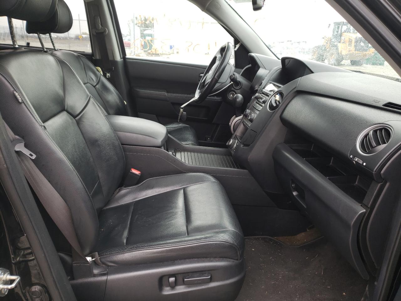 Photo 5 from auction – 2013 HONDA PILOT TOUR with VIN 5FNYF4H98DB084751