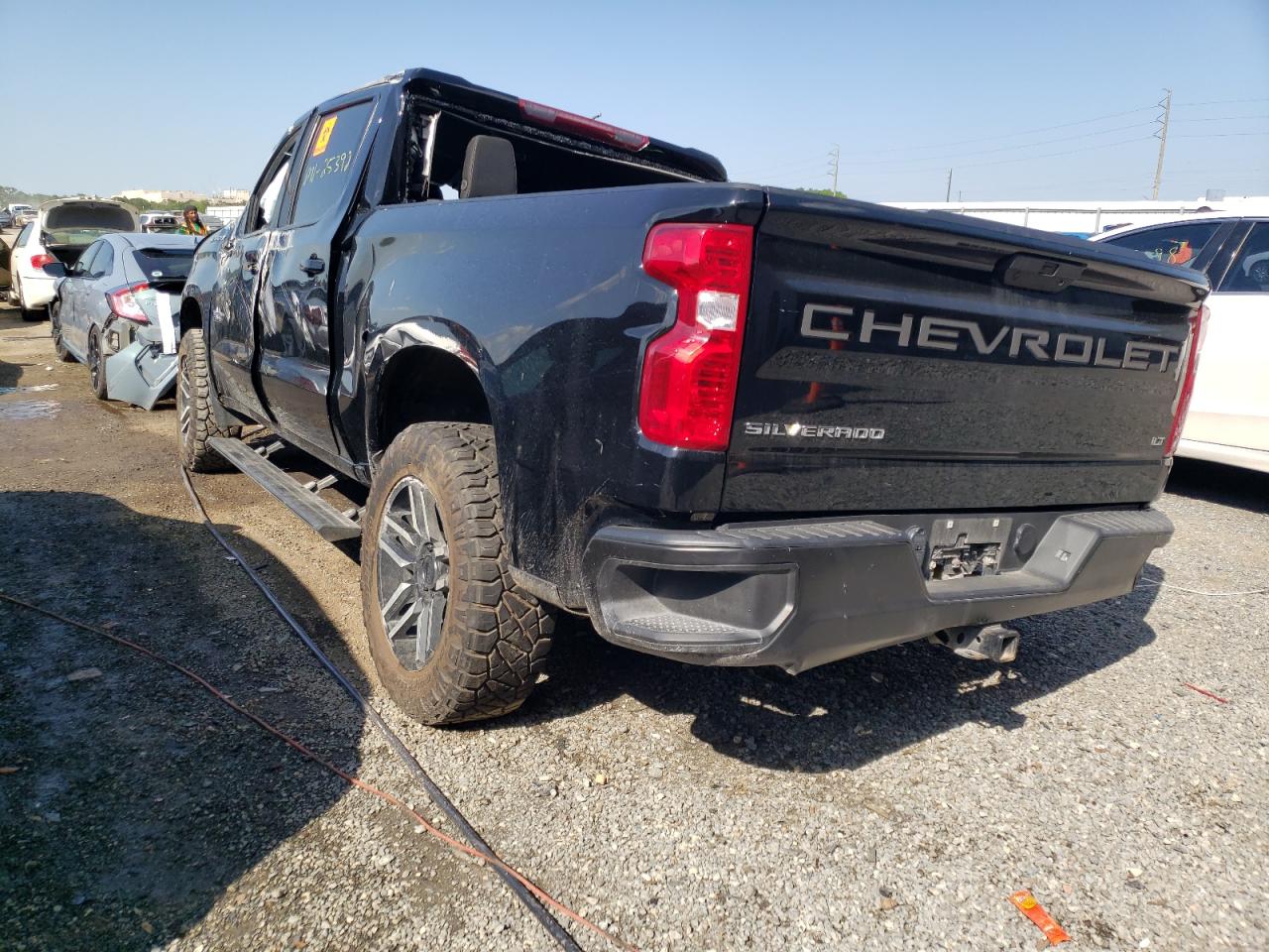 Photo 3 from auction – 2020 CHEVROLET SILVERADO with VIN 3GCPWCED6LG215845